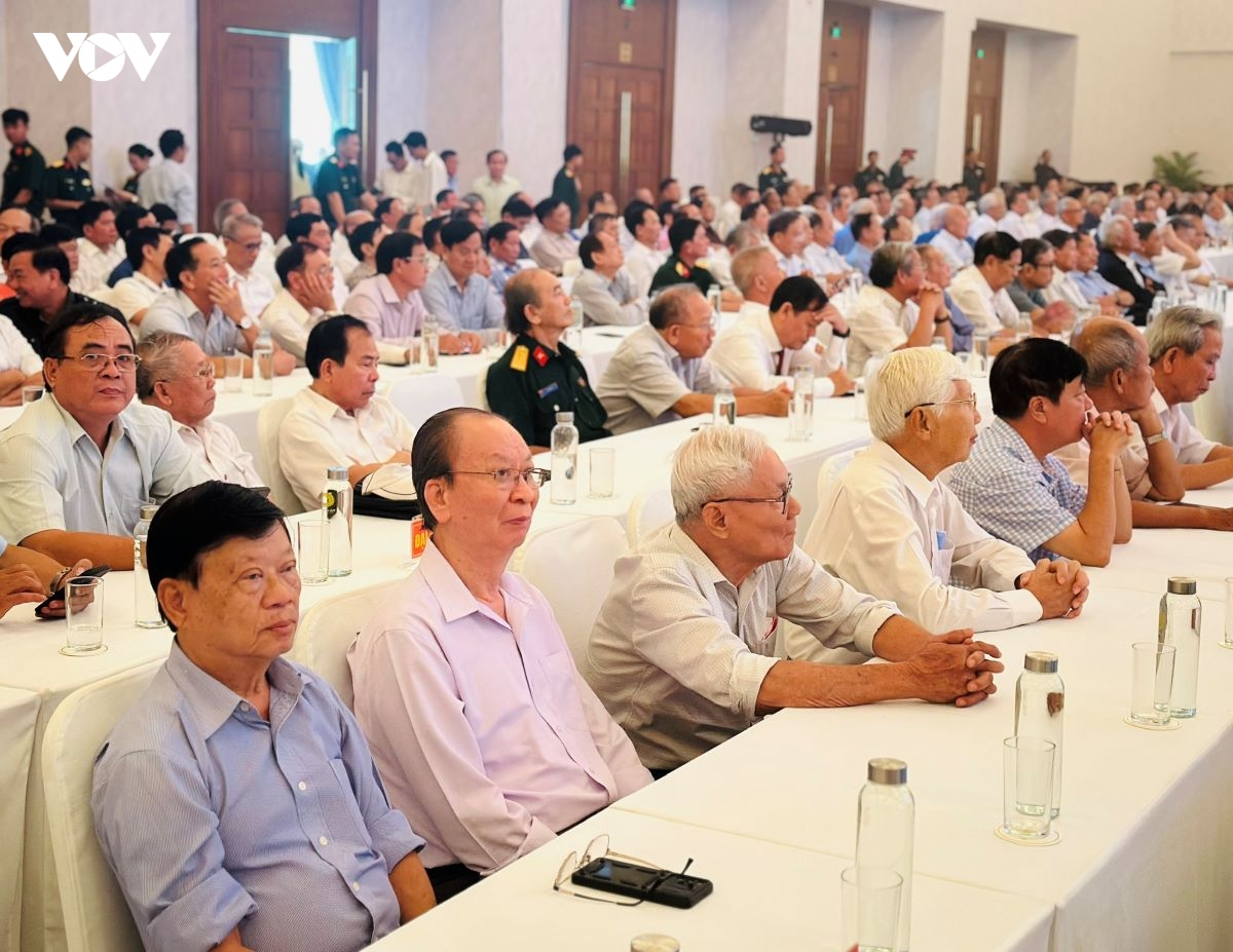 Quân khu 7 gặp mặt cán bộ cao cấp quân đội nghỉ hưu, nghỉ công tác